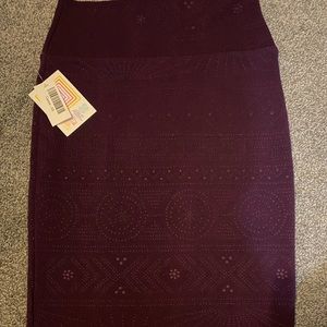 NWT Lularoe XS Purple Cassie with beautiful design
